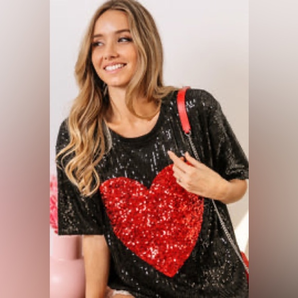 🧨45. NWT BiBi Red Heart on Black Sequined Tee - Picture 5 of 5